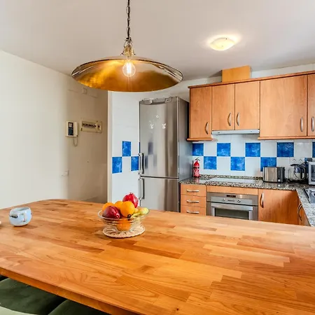 Comodo Y Familiar - Cocina Completa + Wifi *